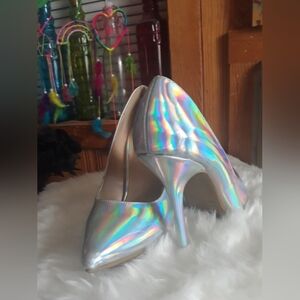 Holographic heels